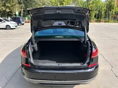 2022 Volkswagen Passat 330TSI Luxury, чёрный — фото 21