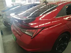 2022 Hyundai Elantra 240TGDi DCT LUX Premium — фото 7