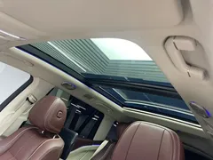 2021 Mercedes-Benz Maybach GLS 600 4MATIC, чёрный — фото 19
