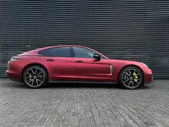 2022 Porsche Panamera 4 E-Hybrid Platinum Edition 2.9T PHEV, чёрный — фото 7