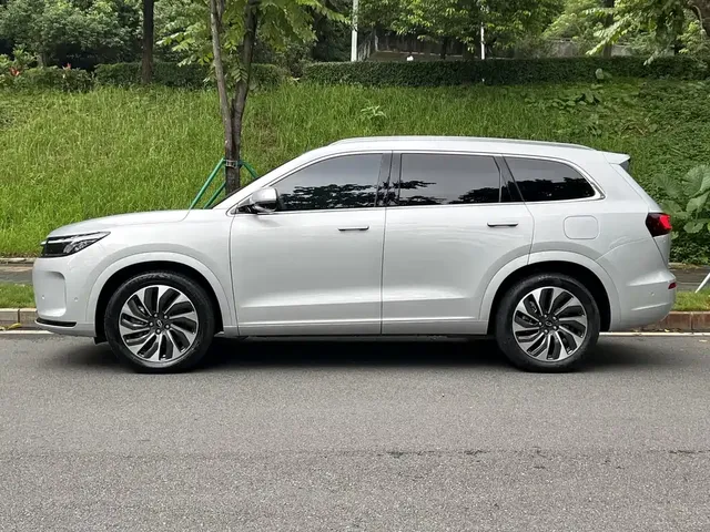 2024 Aito M7 1.5T Plus 6