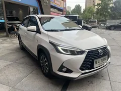 2022 Toyota Yaris L Zhixuan X 1.5L CVT PLUS, белый — фото 3