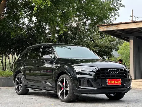 2022 Audi Q7 55 TFSI quattro S line