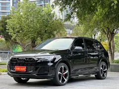 2022 Audi Q7 55 TFSI quattro S line, чёрный — фото 3