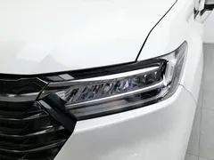 2022 Honda Odyssey 2.0L e:HEV, белый — фото 7