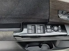 2022 Honda Odyssey 2.0L e:HEV, белый — фото 9