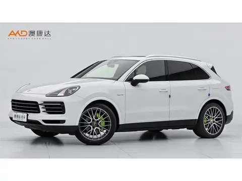 2021 Porsche Cayenne /2.0T/21 /E-Hybrid