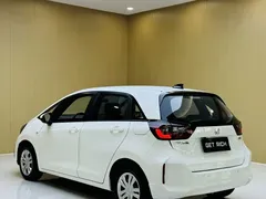 2021 Honda Fit 1.5L CVT, белый — фото 13