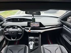 2023 Changan UNI-V 1.5T Premium, белый — фото 5
