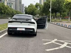 2023 Changan UNI-V 1.5T Premium, белый — фото 14