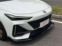 2023 Changan UNI-V 1.5T Premium, белый — фото 17