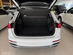 2023 Audi Q3 35 TFSI Fashion 1.5T, белый — фото 16