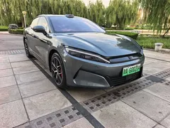 2025 BYD Han L 4WD, зелёный — фото 2