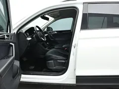 2023 Volkswagen Tiguan L 330TSI AT 2WD, белый — фото 10