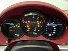 2022 Porsche 718 Boxster 2.0T, белый — фото 15