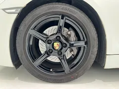 2022 Porsche 718 Boxster 2.0T, белый — фото 18