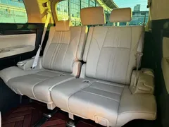 2021 Toyota Alphard Hybrid 2.5L Premium, чёрный — фото 13