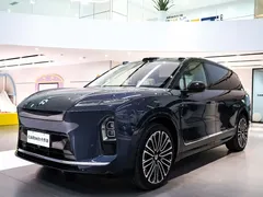 2026 Nio ES8 6-seat Executive Signature, синий — фото 1