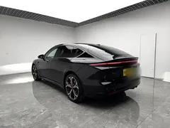2025 Nio ET5 75kWh, чёрный — фото 3