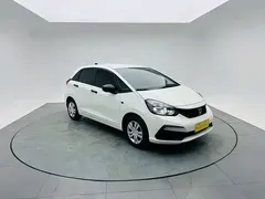 2021 Honda Fit 1.5L CVT, белый — фото 3
