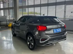 2022 Audi Q2L 35 TFSI — фото 16