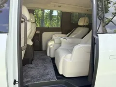 2024 Li Auto MEGA Ultra, белый — фото 11