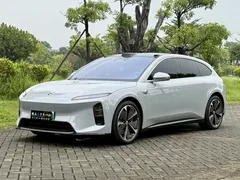 2025 Nio ET5T 75kWh Touring — фото 1