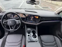 2021 Volkswagen Touareg 3.0TSI, чёрный — фото 6