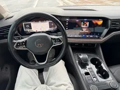 2021 Volkswagen Touareg 3.0TSI, чёрный — фото 10