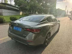 2021 Nissan Sylphy 1.6L XL CVT — фото 4