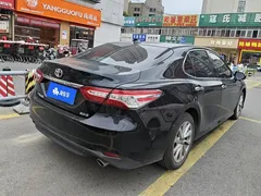 2021 Toyota Camry 2.0G Luxury, чёрный — фото 3