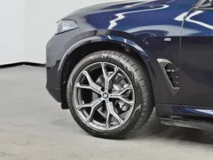 2023 BMW X5 30Li M, чёрный — фото 21