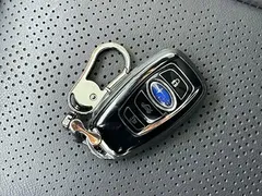 2020 Subaru XV 2.0i Luxury, белый — фото 18