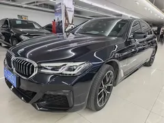 2023 BMW 5 Series 5 530Li M, чёрный — фото 2
