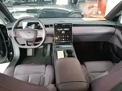 2024 Nio ET5T 75kWh Touring, чёрный — фото 10