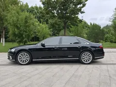 2022 Audi A8L 50 TFSI quattro, чёрный — фото 3
