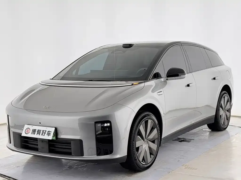 2025 Li Auto i6 4WD Standard