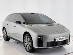 2025 Li Auto i6 4WD Standard — фото 3