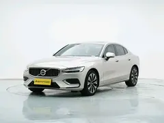 2023 Volvo S60 B4 Luxury — фото 1