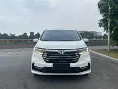 2022 Honda Odyssey 2.0L e:HEV, белый — фото 3