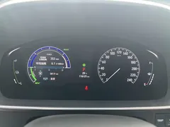 2022 Honda Odyssey 2.0L e:HEV, белый — фото 16