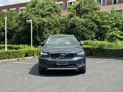 2021 Volvo XC40 T4 4WD Luxury, синий — фото 2