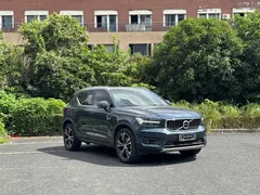 2021 Volvo XC40 T4 4WD Luxury, синий — фото 3