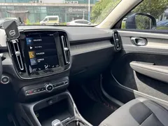 2021 Volvo XC40 T4 4WD Luxury, синий — фото 9