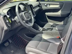 2021 Volvo XC40 T4 4WD Luxury, синий — фото 10