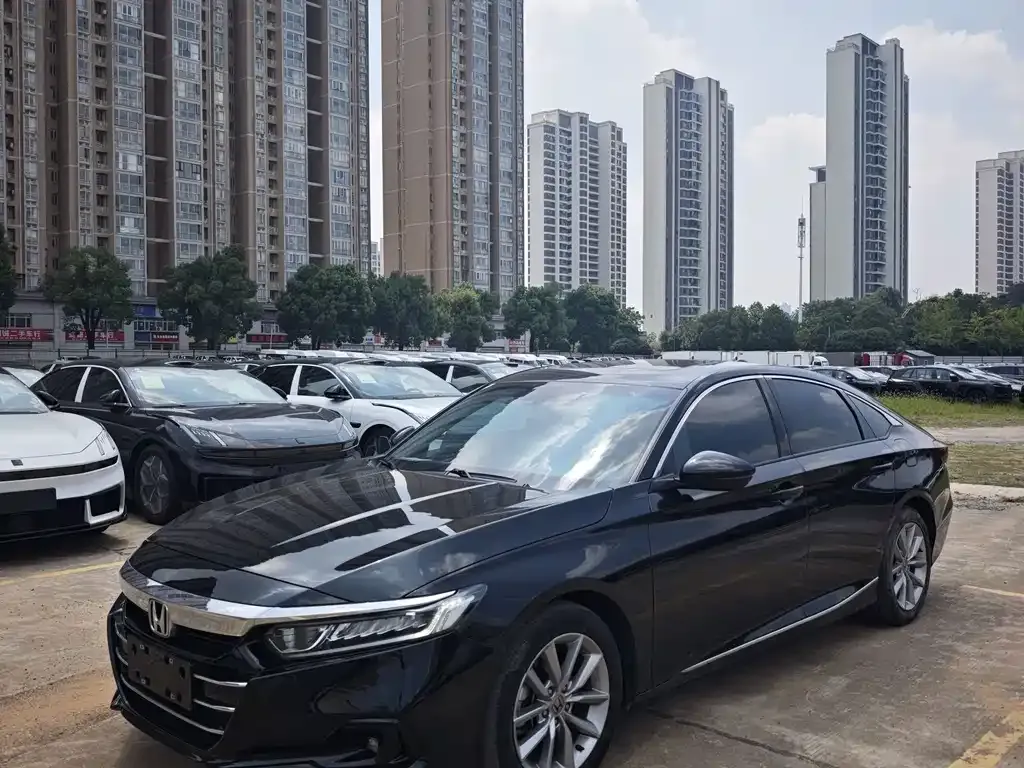 2022 Honda Accord 260TURBO Luxury