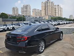 2022 Honda Accord 260TURBO Luxury, чёрный — фото 10