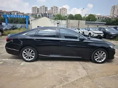 2022 Honda Accord 260TURBO Luxury, чёрный — фото 11