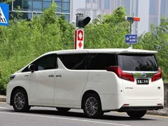 2021 Toyota Alphard Hybrid 2.5L Luxury, белый — фото 4