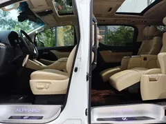 2021 Toyota Alphard Hybrid 2.5L Luxury, белый — фото 12